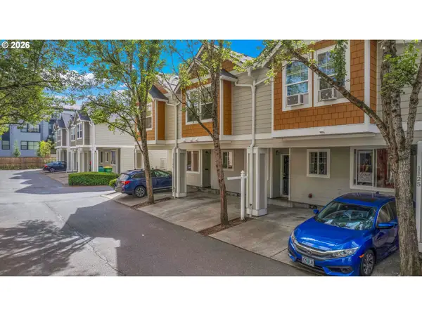 1117 NE Perl Way, Hillsboro, OR 97006