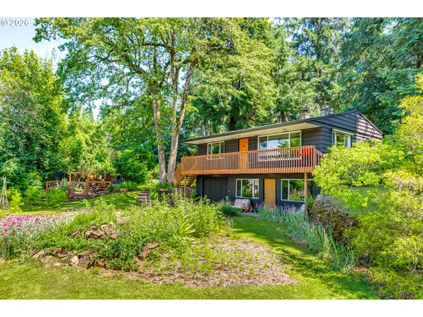 13710 SE Maloy Ln, OakGrove, OR 97222