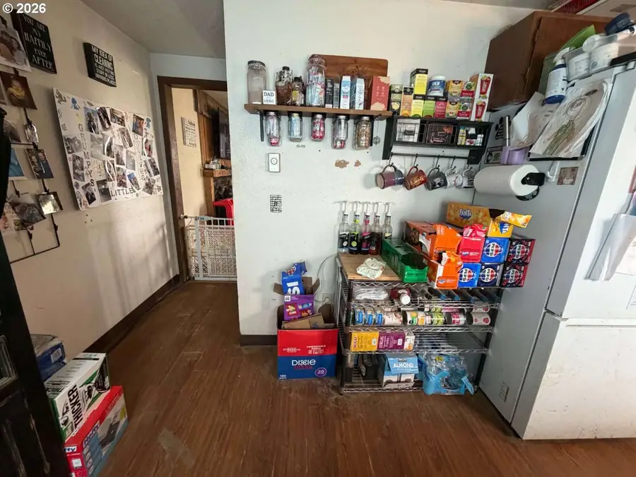 206 SE Kirk Ave, Pendleton, OR 97801 - #3