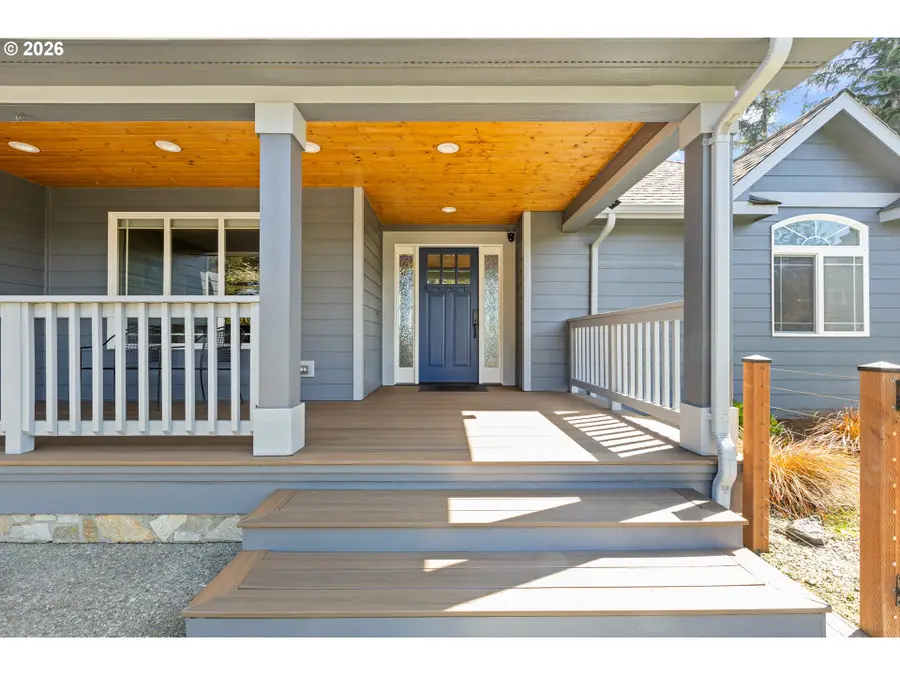 660 18th Ave, Coos Bay, OR 97420 - #2