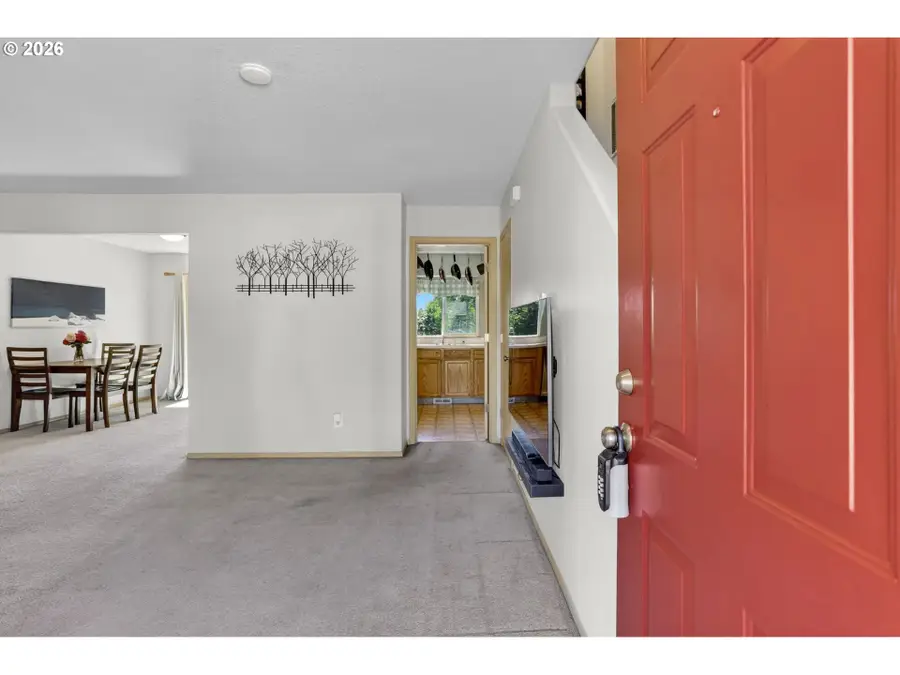604 W Sheridan St, Newberg, OR 97132 - #3