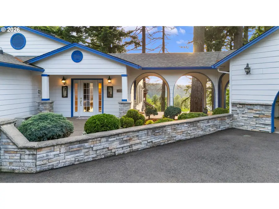 4259 Amber Ct, Silverton, OR 97381 - #3