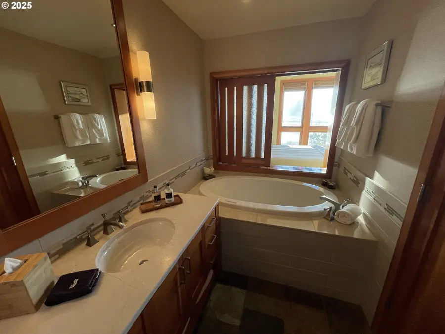33000 Cape Kiwanda Dr #4wk24, Pacific City, OR 97135 - Image #3