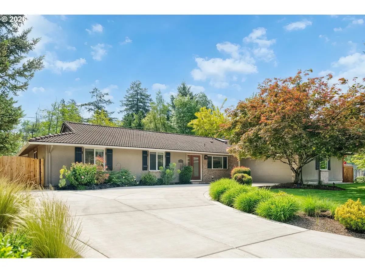 8835 SW Becker Dr, Portland, OR 97223 - #1