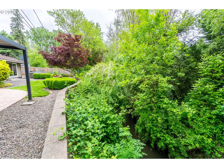 8835 SW Becker Dr, Portland, OR 97223 - #3