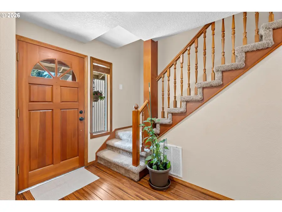 10217 SW Susquehanna Dr, Tualatin, OR 97062 - #3