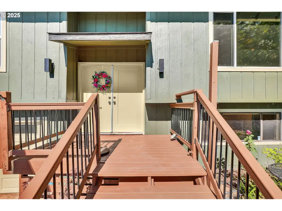 9175 SE Lynn Ln, Northwest Clackamas, OR 97086 - Image #2