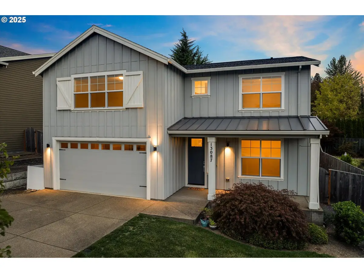 13087 SE Gateway Dr, Happy Valley, OR 97086 - Image #1