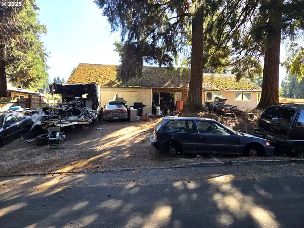 5913 NE 114th St, Vancouver, WA 98686