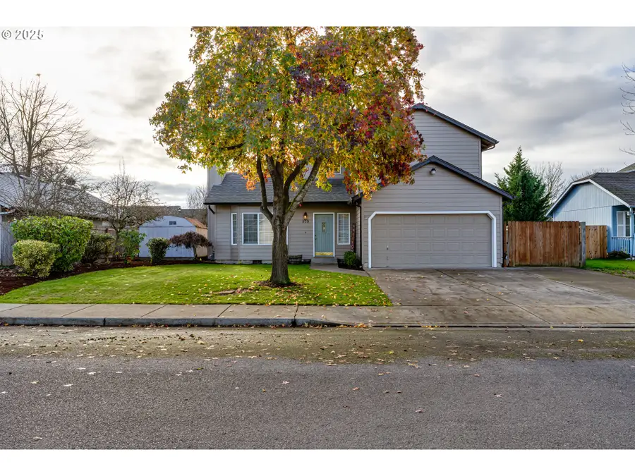 870 Monroe St, Harrisburg, OR 97446 - Image #2
