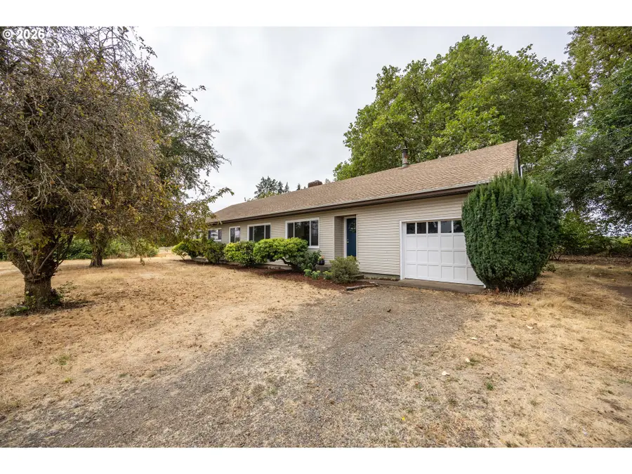 28624 Cox Butte Rd, Junction City, OR 97448 - #2
