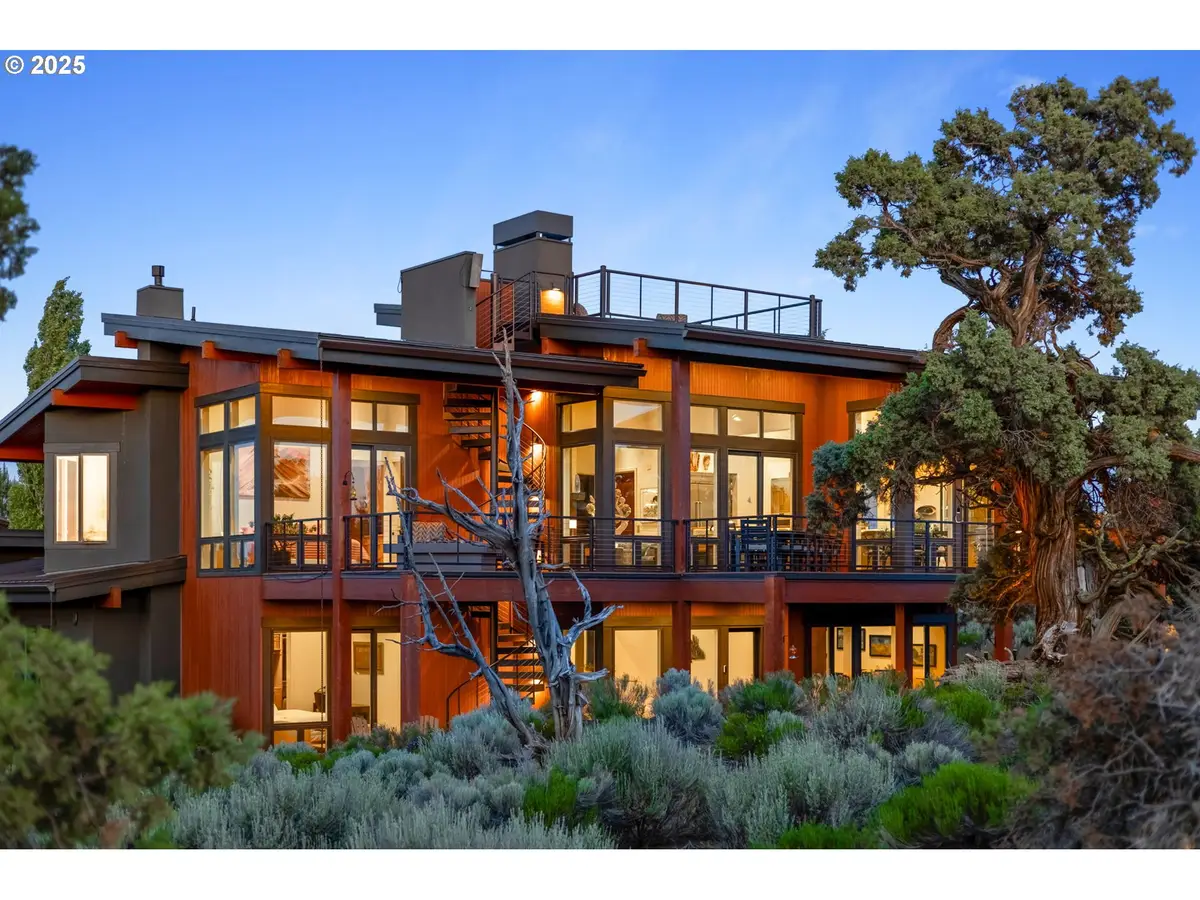 22850 Stone Wall Ct, Bend, OR 97701 - Image #1