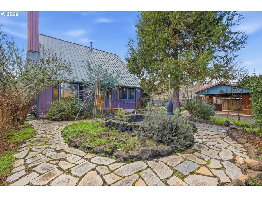 2096 1/2 Arthur St, Eugene, OR 97405 - #3