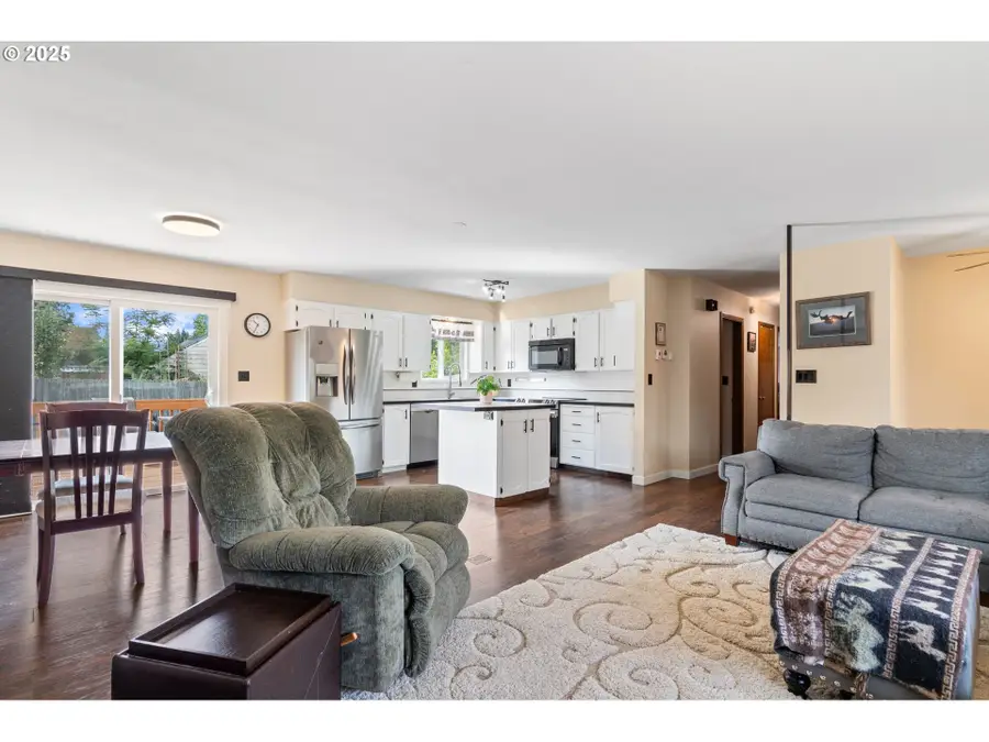 2409 NE 100th St, Vancouver, WA 98686 - Image #3