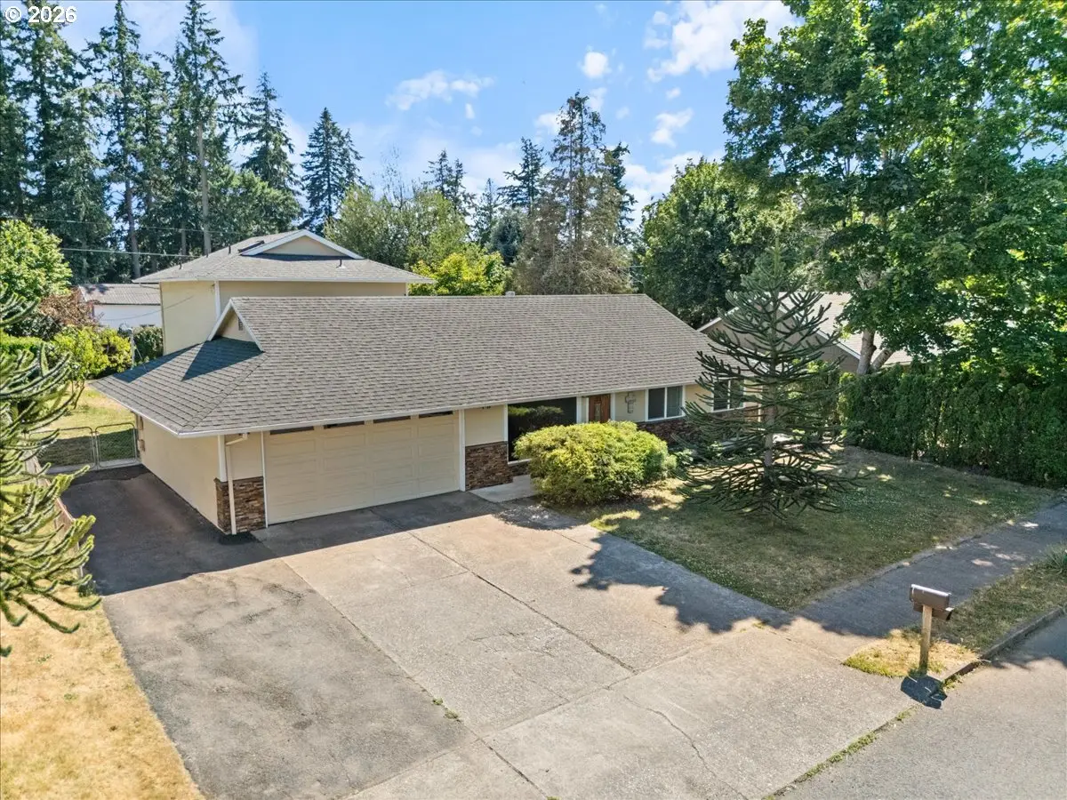 16600 SE Salmon St, Portland, OR 97233 - #1