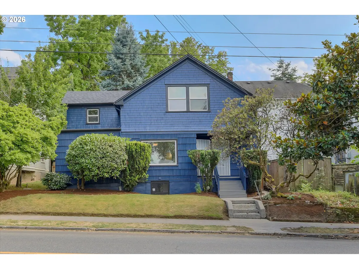 1712 SE Stark St, Portland, OR 97214 - #1