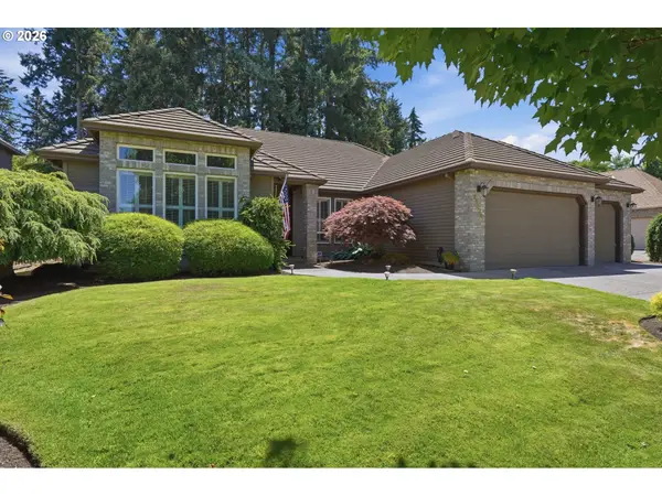21820 SW Fuller Dr, Tualatin, OR 97062