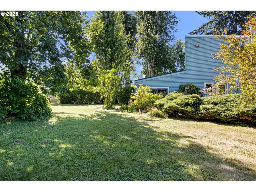 38350 Mckenzie Hwy, Springfield, OR 97478 - Image #2