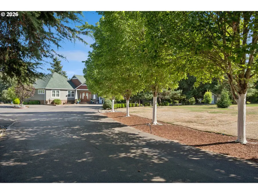 20108 S Driftwood Dr, Beavercreek, OR 97045 - #3