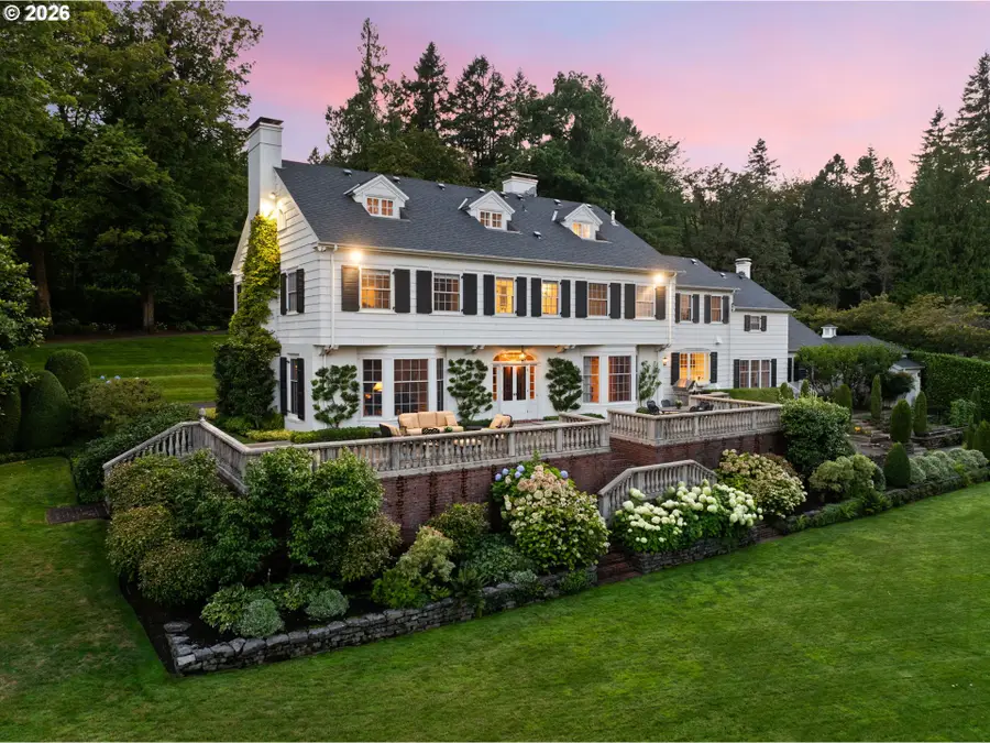 2393 S Military Rd, Portland, OR 97219 - Image #2