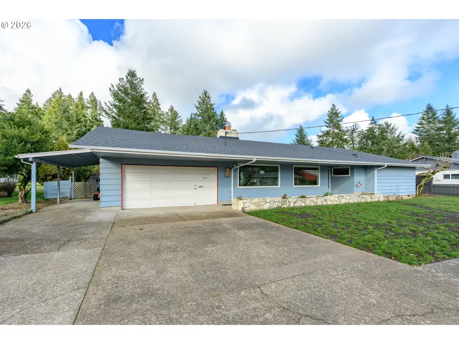 149 NW 25th St, McMinnville, OR 97128 - #2