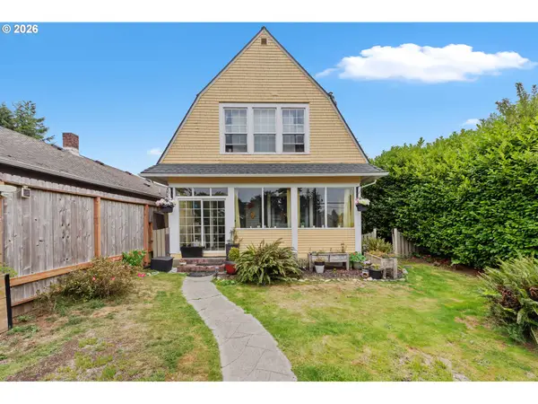1475 Sherman Ave, NorthBend, OR 97459