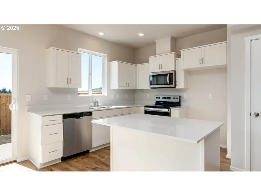 3576 SW 36th St, Gresham, OR 97080 - Image #3