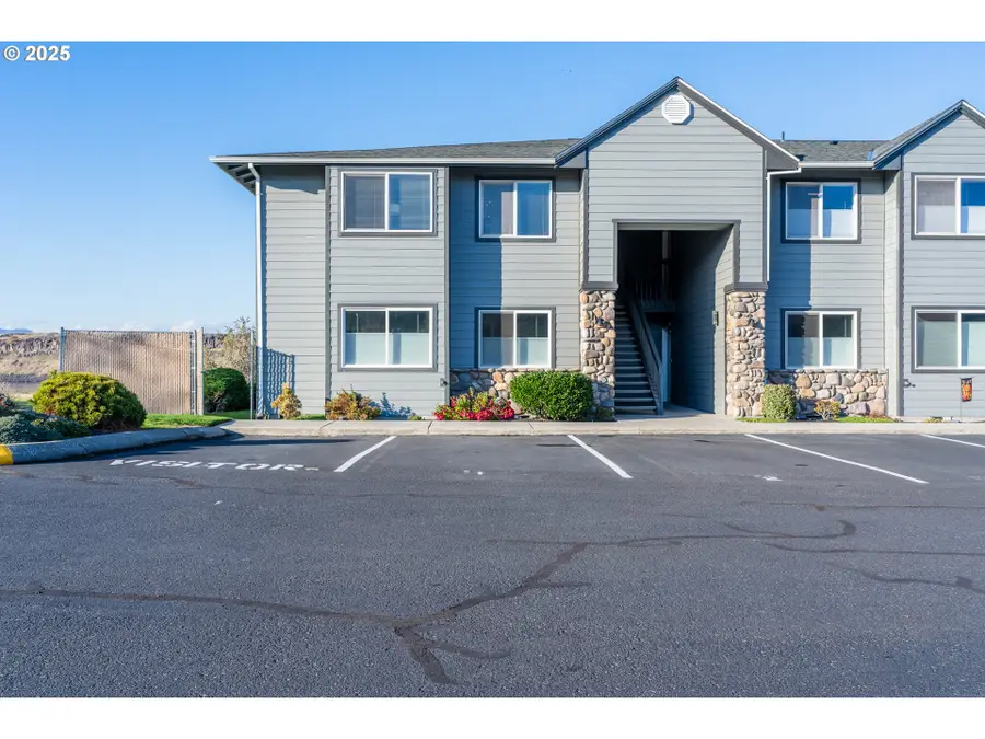 240 Lone Pine Ln #2, The Dalles, OR 97058 - Image #3