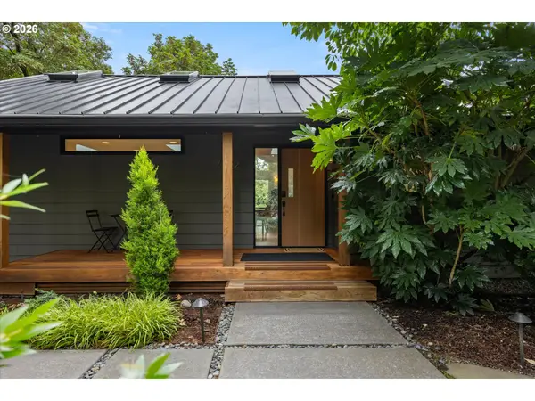752 Lake Forest Dr, LakeOswego, OR 97034