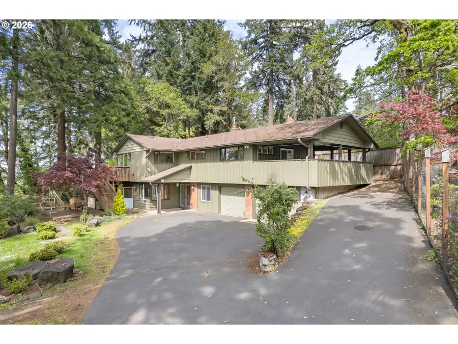 1355 Paige Ave, Eugene, OR 97405 - #2