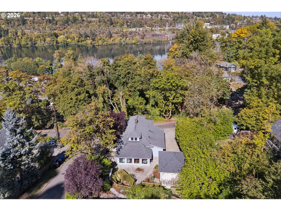 216 3rd Ave, Oregon City, OR 97045 - #2