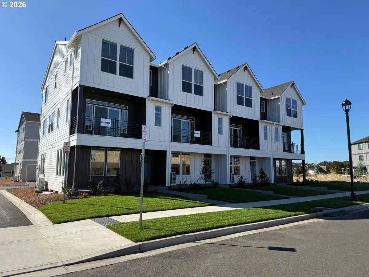 5126 SE Thornapple St, Hillsboro, OR 97123 - #1