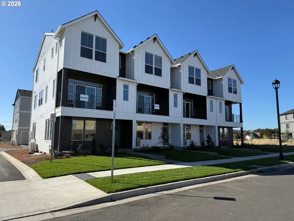 5126 SE Thornapple St, Hillsboro, OR 97123