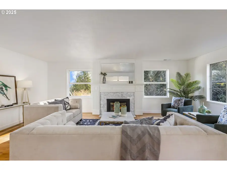 3412 SW 13th Ave, Portland, OR 97239 - Image #3