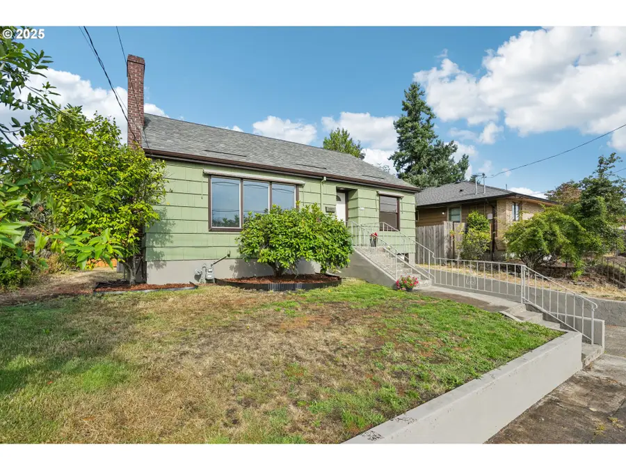 4801 NE 42nd Ave, Portland, OR 97218 - #3