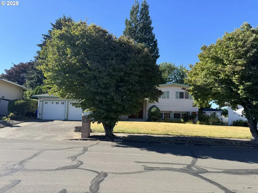 13529 NE Beech St, Portland, OR 97230 - Image #3