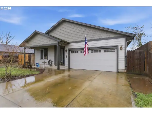 806 Wassom St, Lebanon, OR 97355