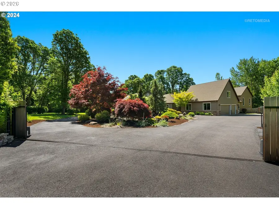 24300 NE Dayton Ave, Newberg, OR 97132 - #2