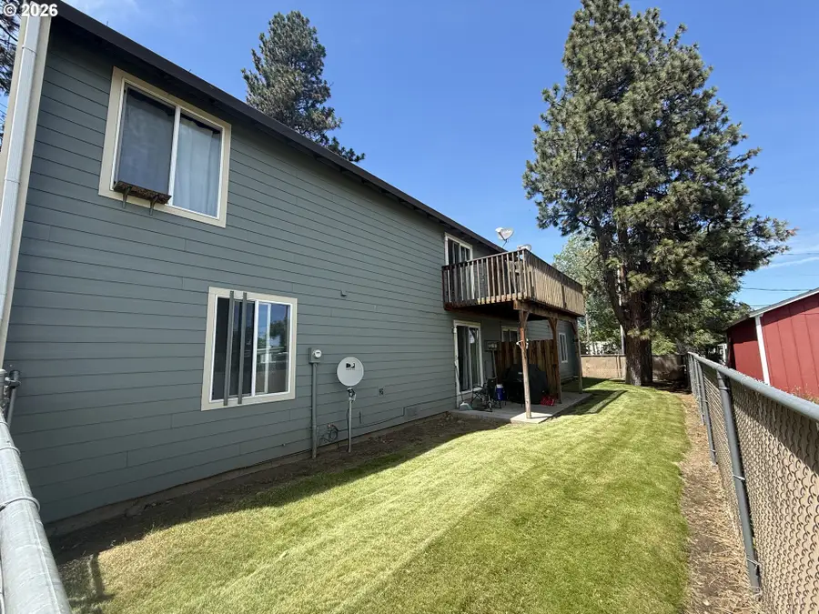 173 N 15th Ave, Elgin, OR 97827 - #3