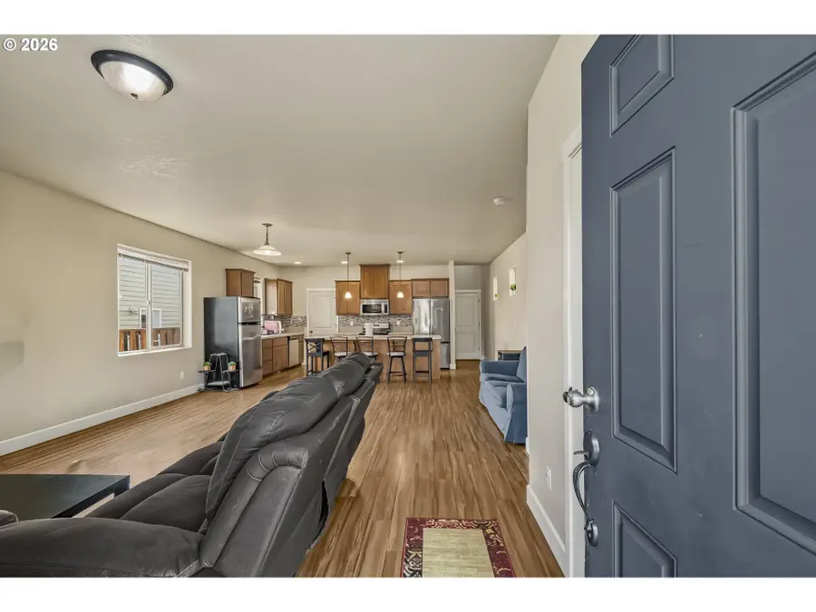 129 NW Connell Ave, Hillsboro, OR 97124 - #3