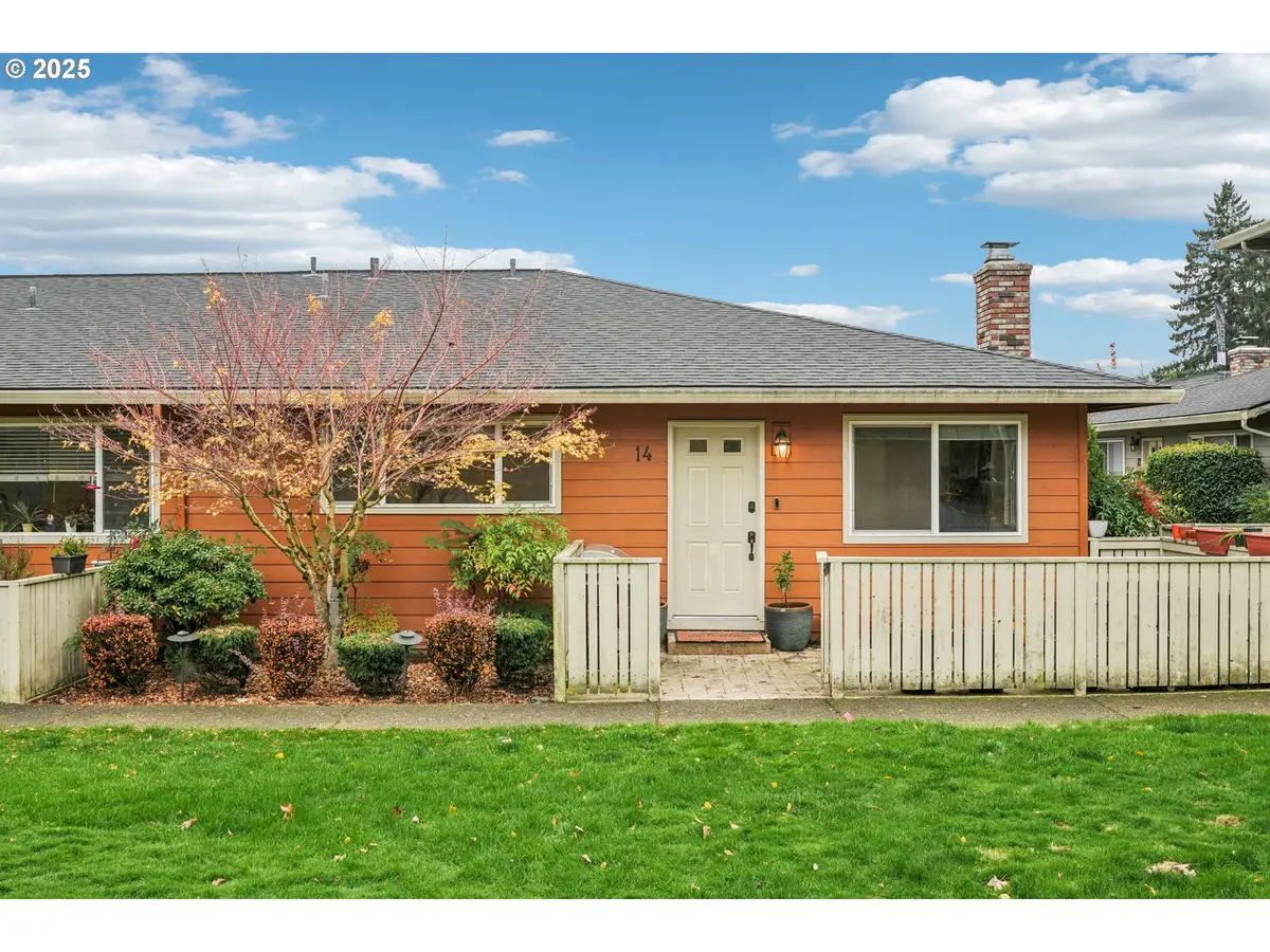 2531 SW Spring Garden St, Portland, OR 97219 - Image #1