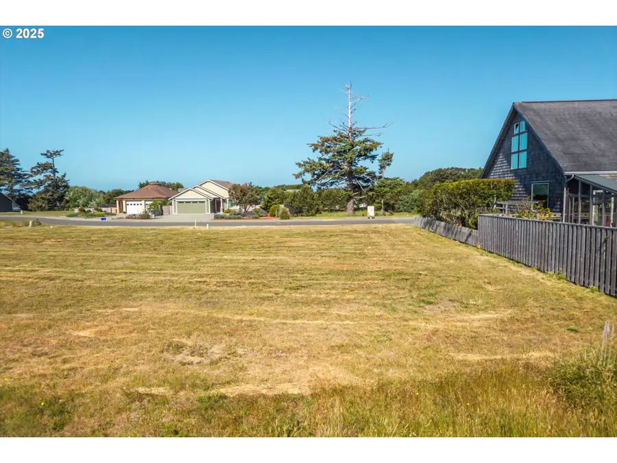 2710 Lincoln Ave Sw #200, Bandon, OR 97411 - Image #3