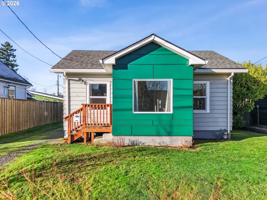 1405 NE 63rd Ave, Portland, OR 97213 - Image #2