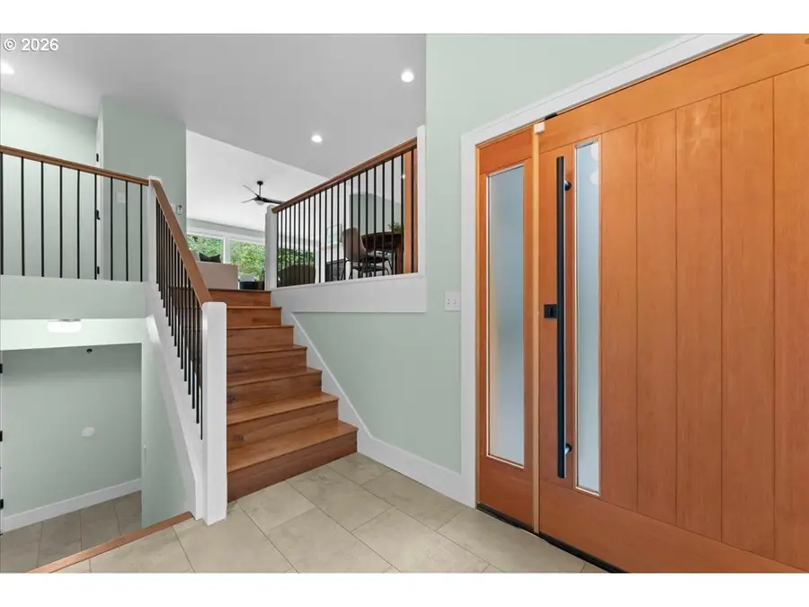 419 Ridge Crest Dr, Oregon City, OR 97045 - #3