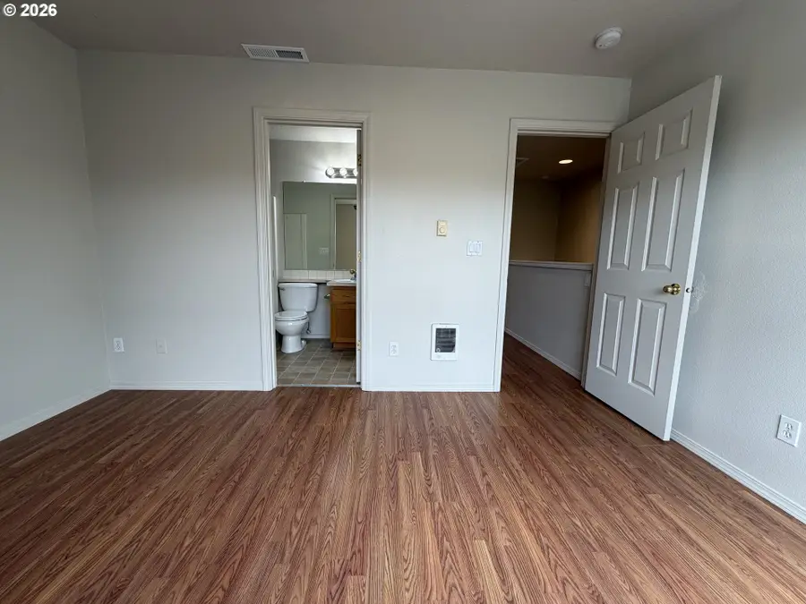 12103 SE Harold St, Portland, OR 97266 - #3