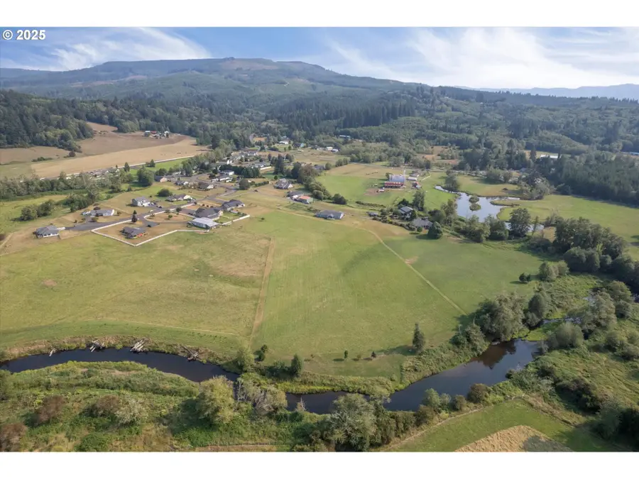 55 Monroe Dr, Cathlamet, WA 98612 - Image #3