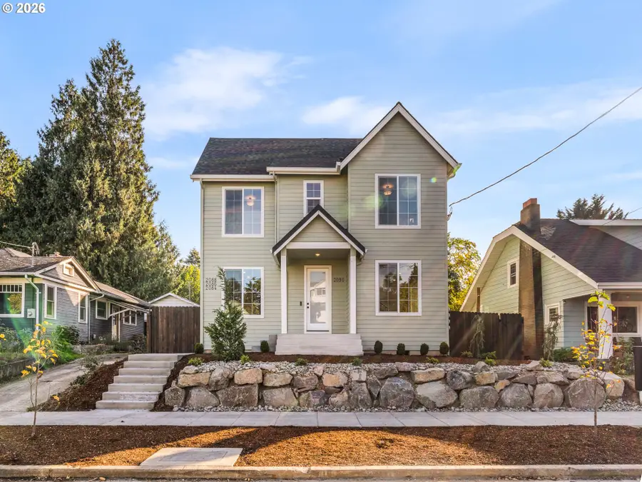 2092 N Watts St, Portland, OR 97217 - #2