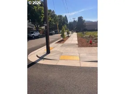 8790 SE Brooklyn St, Portland, OR 97266 - #3