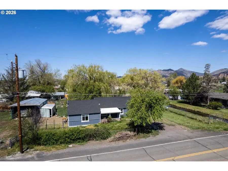 847 C Ave, Terrebonne, OR 97760 - #2