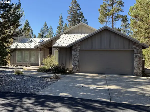18203 Mt St Helens Ln, Sunriver, OR 97707